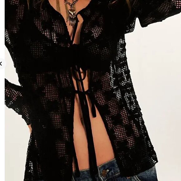 SOLD!! SOLD!!NWT Free People Julie Knit Top in Black - Picture 4 of 8